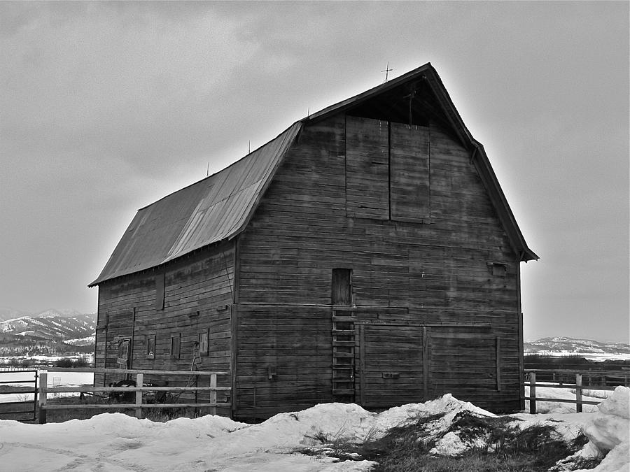 Barn Photograph - Noble Barn by Eric Tressler