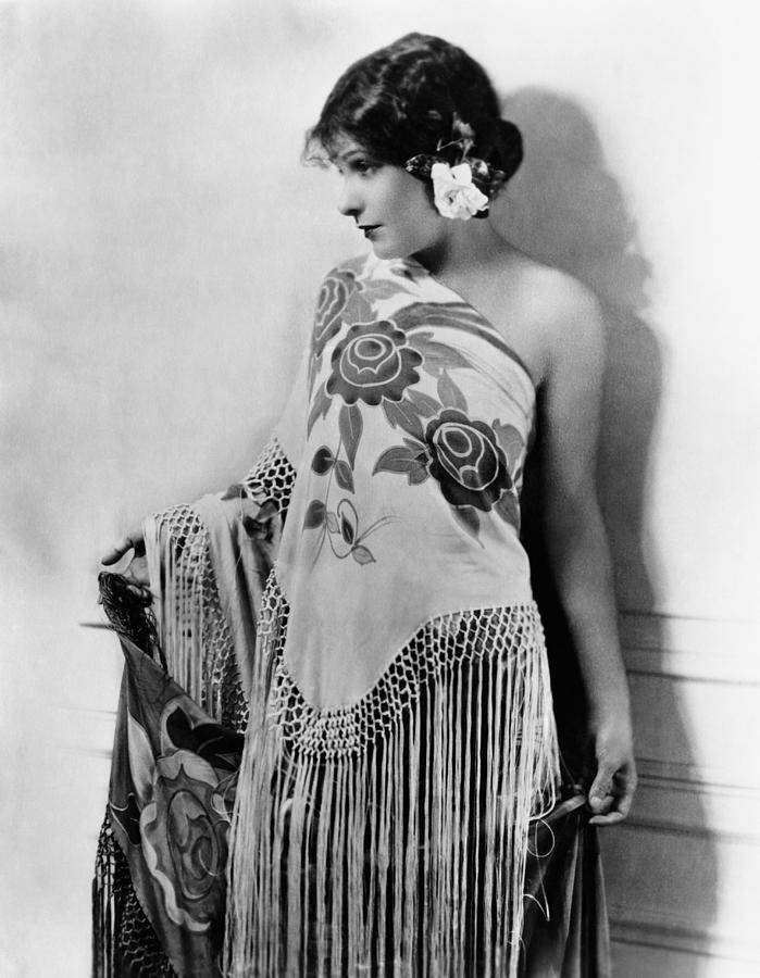 Norma Talmadge, Ca. Mid-1920s Photograph by Everett - Pixels