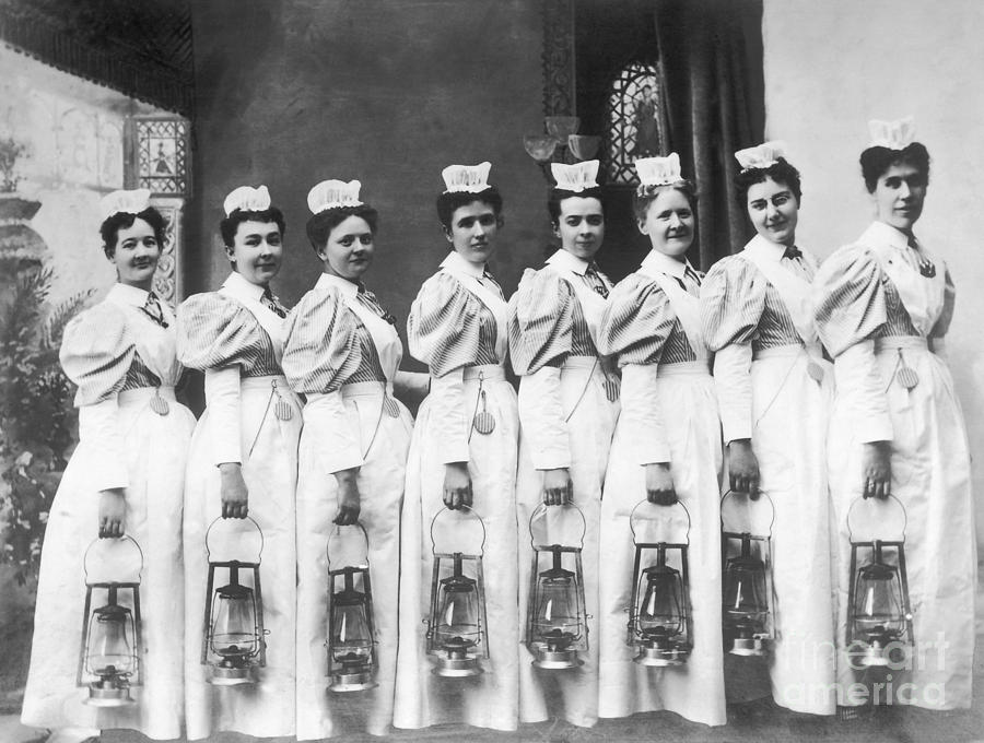 Nurses On Night Rounds 1899 Photograph by Science Source