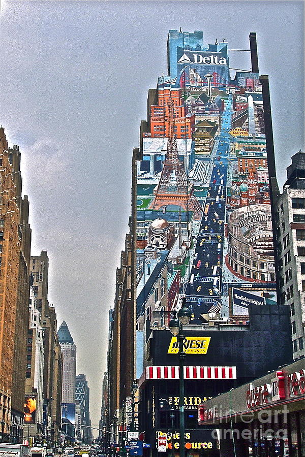 NYC Mural Photograph by Carol  Bradley