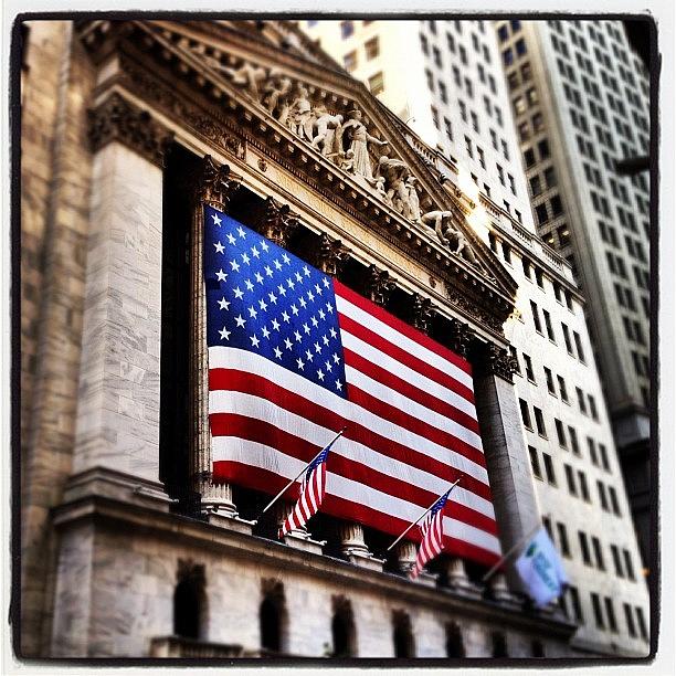 New York City Photograph - Nyse by Seth Tours
