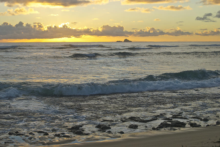 Sunset Photograph - Oahu Morning 6835 by Michael Peychich