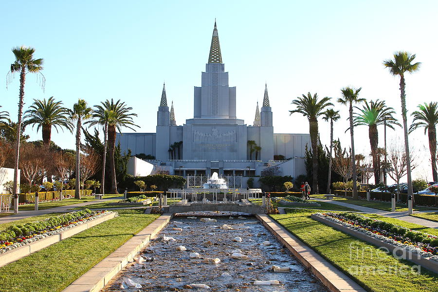 Oakland California Temple . The Church Of Jesus Christ Of Latter-day ...