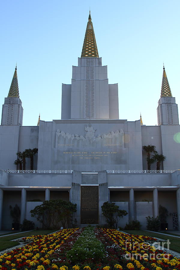 Oakland Photograph - Oakland California Temple . The Church of Jesus Christ of Latter-Day Saints . 7D11324 by Wingsdomain Art and Photography