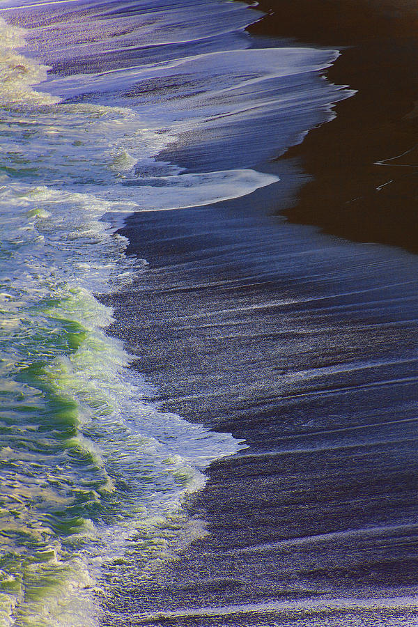 Beach Photograph - Ocean Waves by Garry Gay