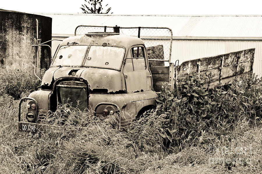 Old abandoned Truck Photograph by Yurix Sardinelly