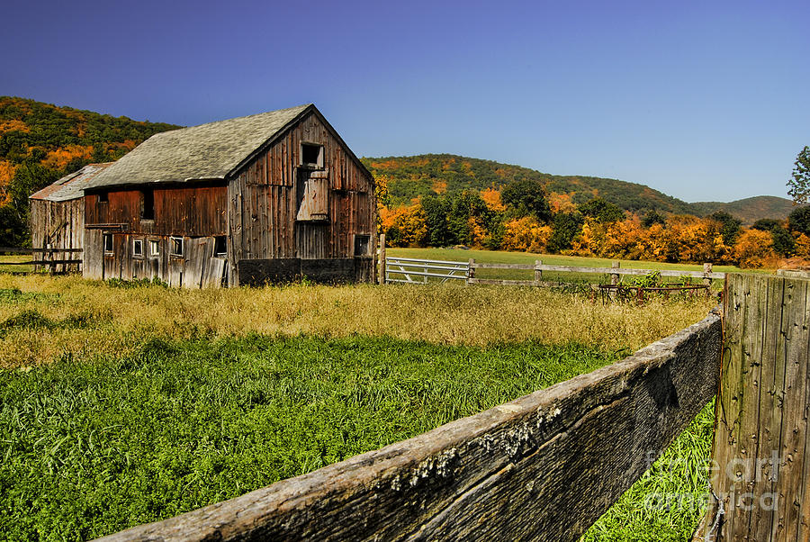Old Barn In Connecticut Photograph
