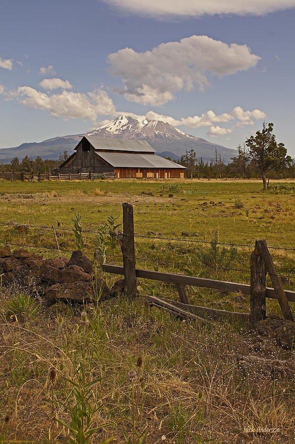 Old Barn with Fence and Mount Shasta Photograph by Mick Anderson