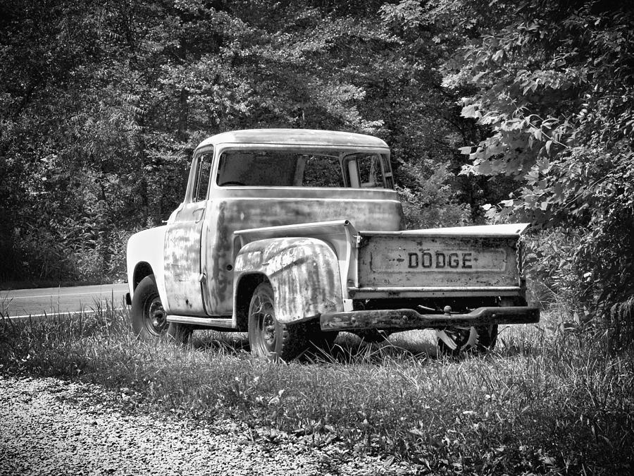 dodge classic trucks