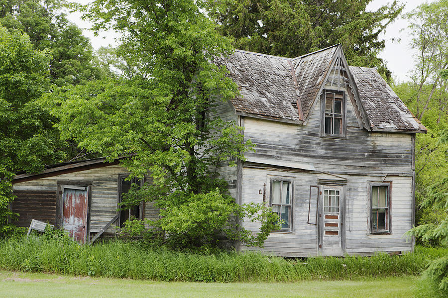 Old Farm House Manitoba, Canada Photograph by Susan Dykstra