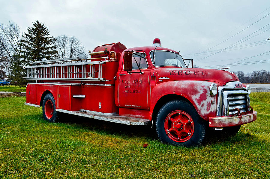 Old Firetruck Photograph by Brenda Becker - Fine Art America