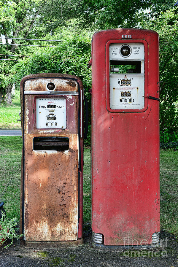 Old Gas Station With Vintage Gas Pump Stock Photo By ©marchello74 30748967