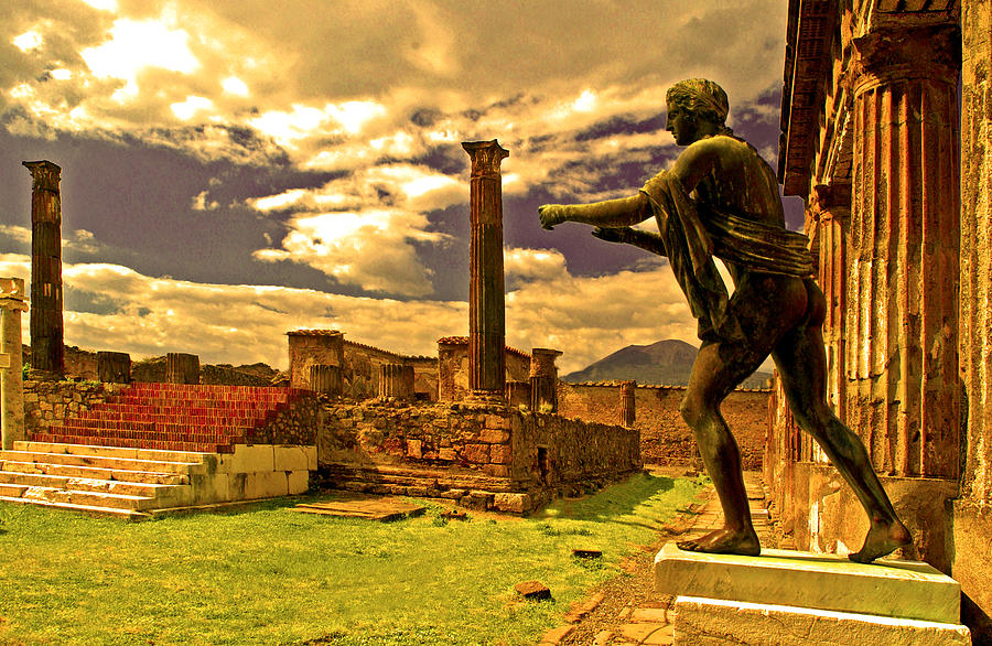 Old Pompeii - 2 Photograph by Larry Mulvehill