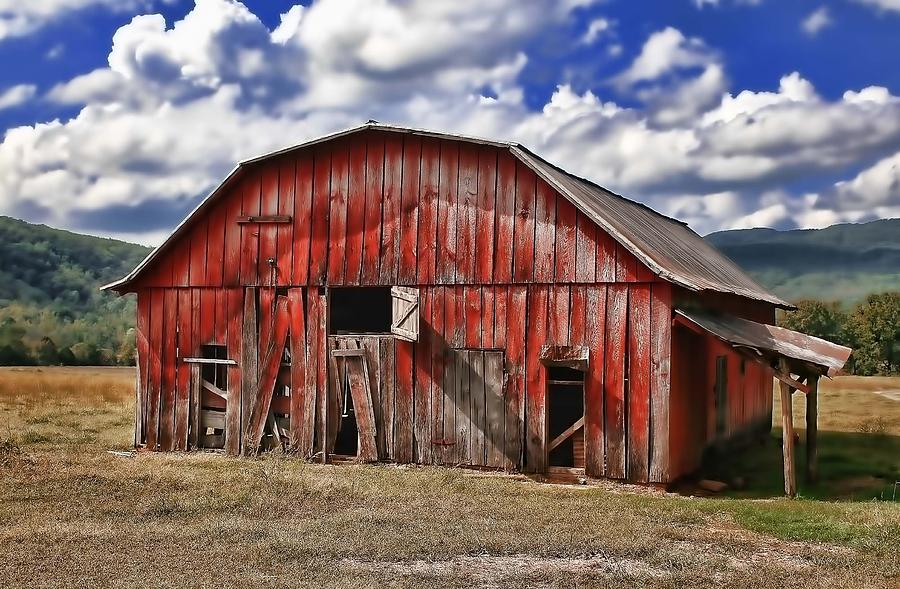 Old Red Barn Photograph by Renee Hardison