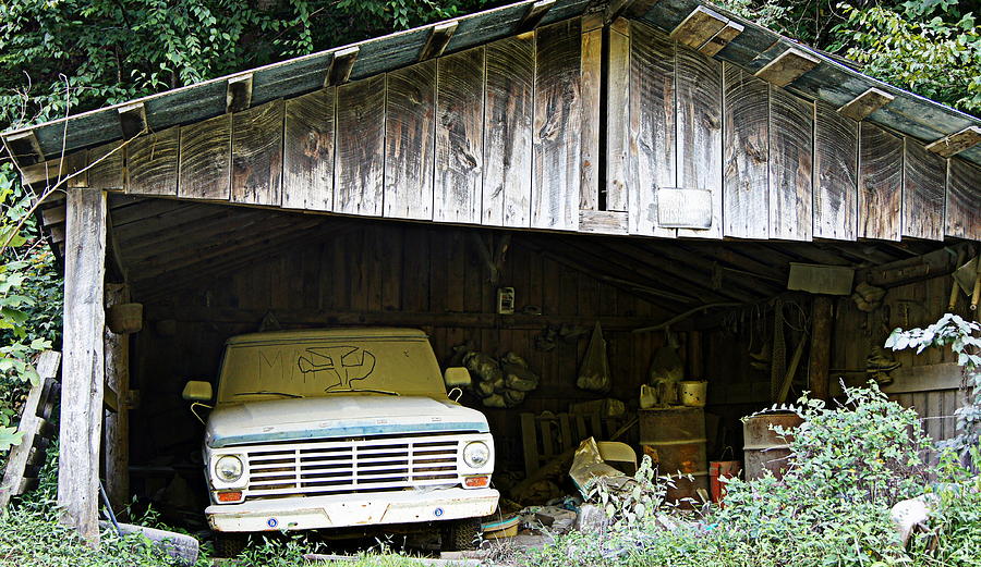 Old Truck Photograph by Paul Wilford