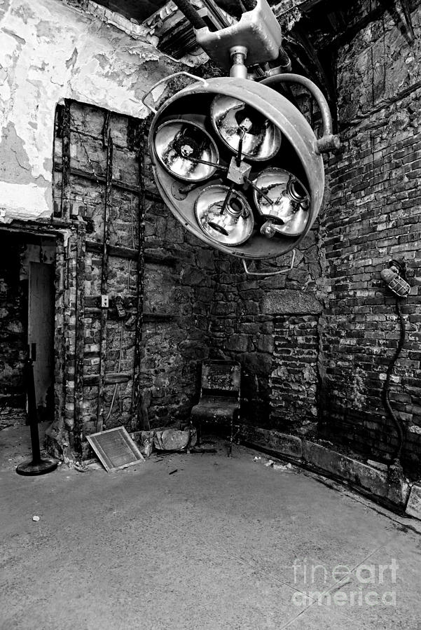 Operating Room Photograph - Operating Room - Eastern State Penitentiary - black and white by Paul Ward