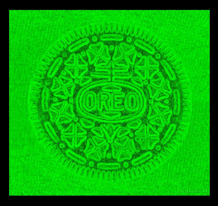 OREO in GREEN Photograph by Rob Hans