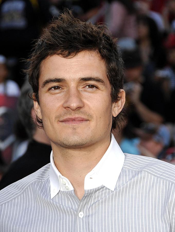 Orlando Bloom Photograph - Orlando Bloom At Arrivals For Premiere by Everett
