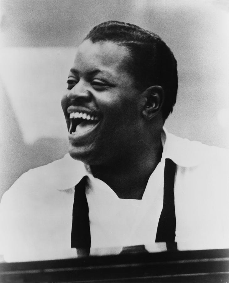 Music Photograph - Oscar Peterson 1925-2007 At Piano by Everett
