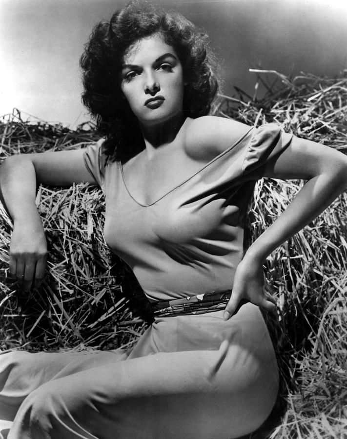 Outlaw, The, Jane Russell, 1943 Photograph by Everett - Pixels