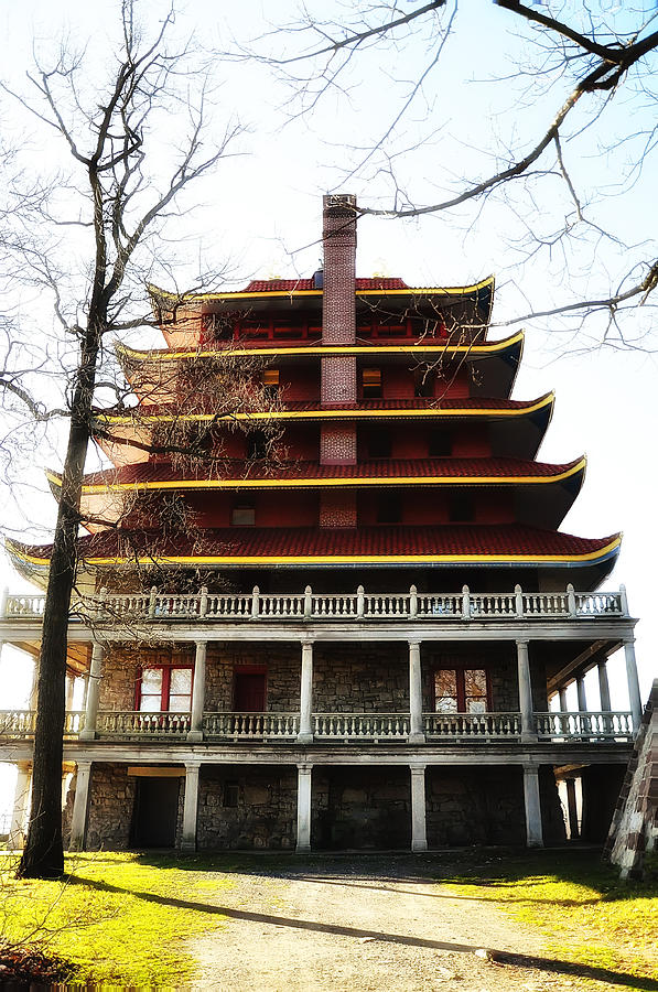 Pagoda Reading Pa. Photograph by Bill Cannon