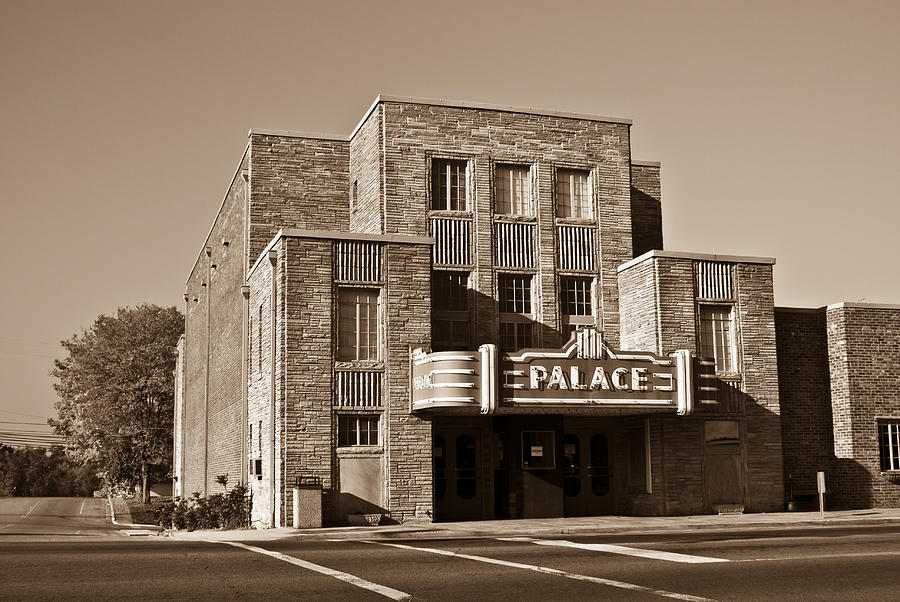 Cumberland Photograph - Palace Theater Crossville 4 by Douglas Barnett