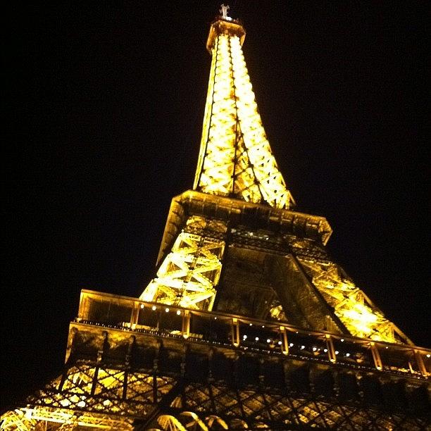 Skyline Photograph - Paris💚 by Almar.e 🇪🇸 Skyline Photograph - Paris💚 by Almar.e 🇪🇸