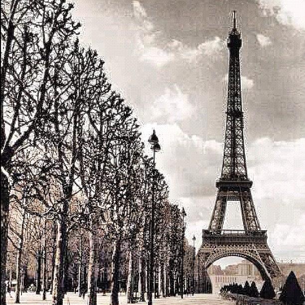 Paris Photograph - #paris #eiffel #beautiful #black&white by Sil Bercianos