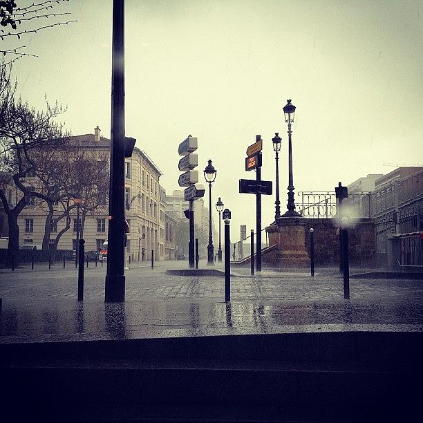 Paris Photograph - Paris rain by Stu Brierley