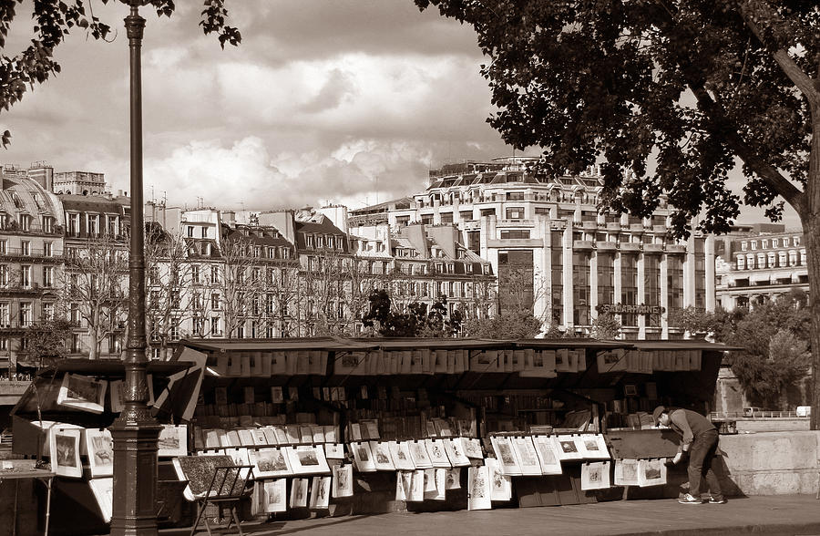 Paris Sidewalk Vendor Photograph by Andrew Fare