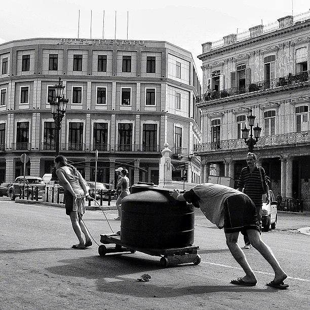 Paseo Del Prado - Havana Photograph by Joel Lopez