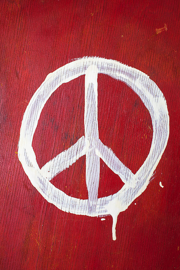Peace sign on red wooden wall Photograph by Garry Gay
