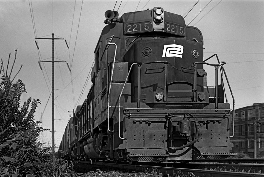 Penn Central GP-30 Locomotive Photograph by Murray Bloom