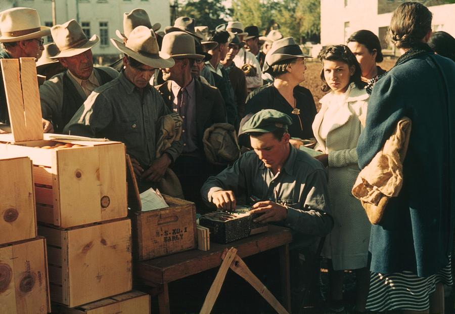 History Photograph - People Line Up To Receive Surplus Foods by Everett