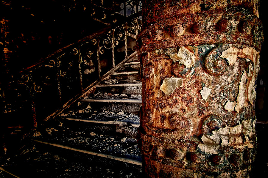 Staten Island Hospital Photograph - Pillar Of The Forgotten by Dmitriy Mirochnik Staten Island Hospital Photograph - Pillar Of The Forgotten by Dmitriy Mirochnik