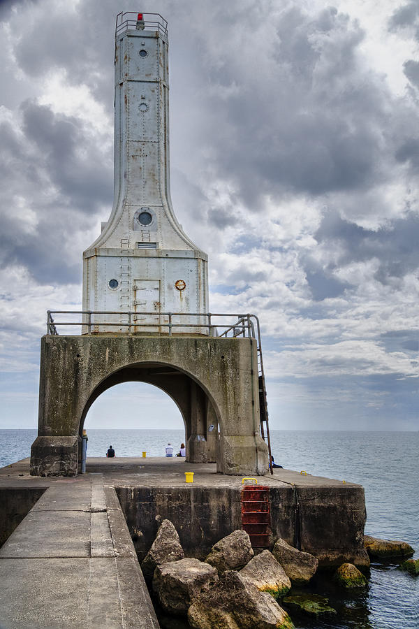 Port Washington Lighthouse Photograph by Joan Carroll