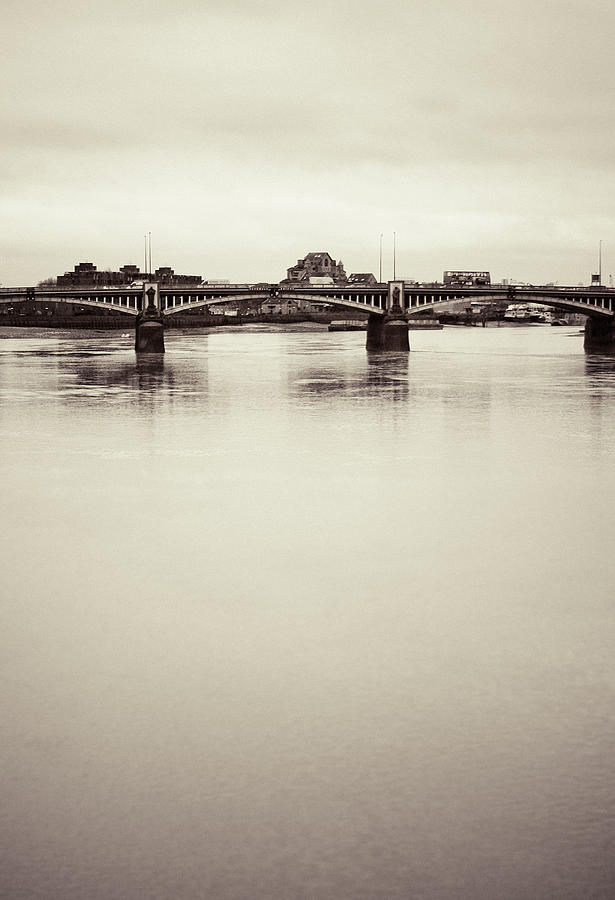 Portrait of a London Bridge Photograph by Lenny Carter