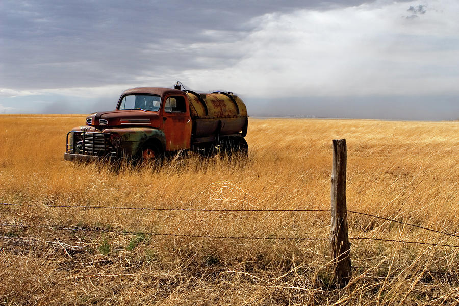 Prarie Truck Photograph by Peter Tellone