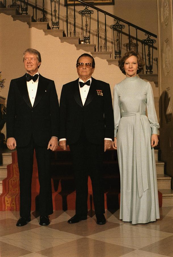 Politician Photograph - President And Rosalynn Carter by Everett