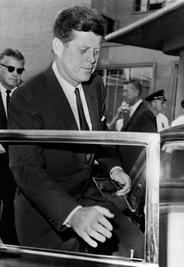 President John Kennedy Boston Leaves Photograph by Everett - Pixels