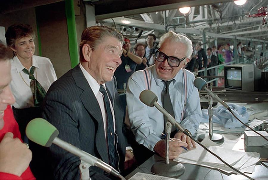 President Reagan In The Press Box Photograph by Everett