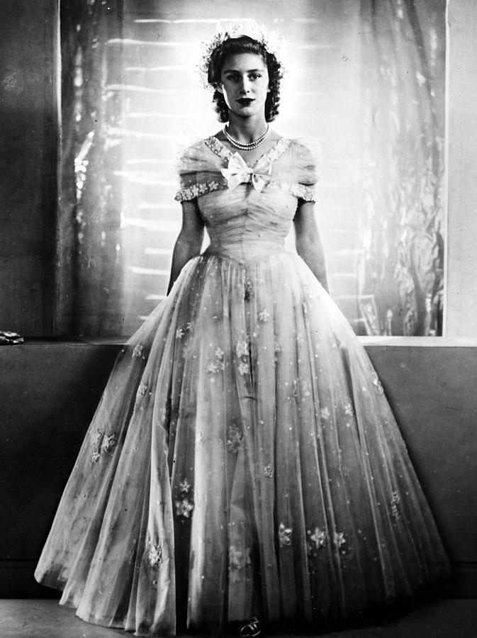 Princess Margaret, In Bridesmaid Dress Photograph by Everett