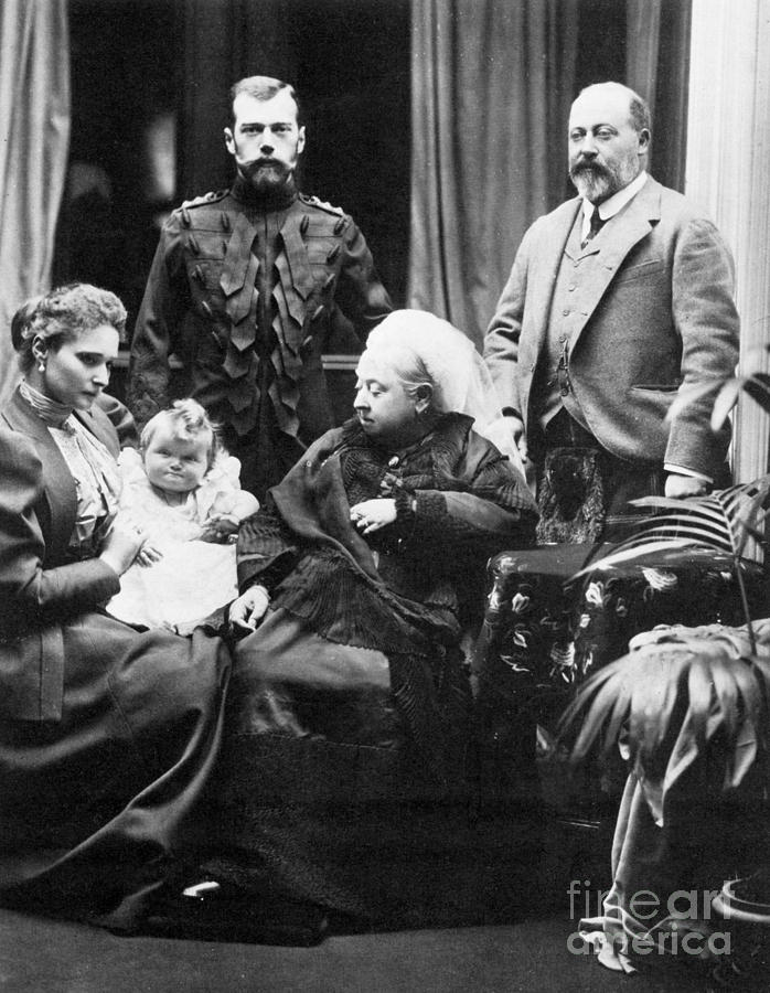 Queen Victoria And Tsar Nicholas II Photograph by Photo Researchers