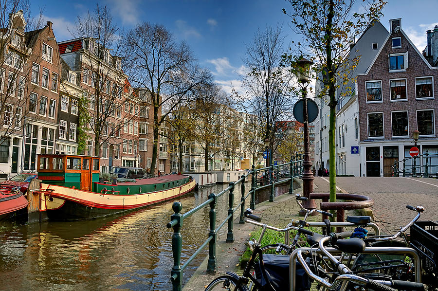 Raamgracht and Groenburgwal. Amsterdam Photograph by Juan Carlos Ferro Duque