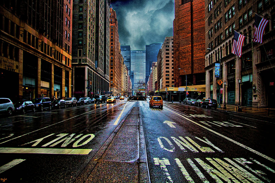 Rain On Park Avenue Photograph by Chris Lord