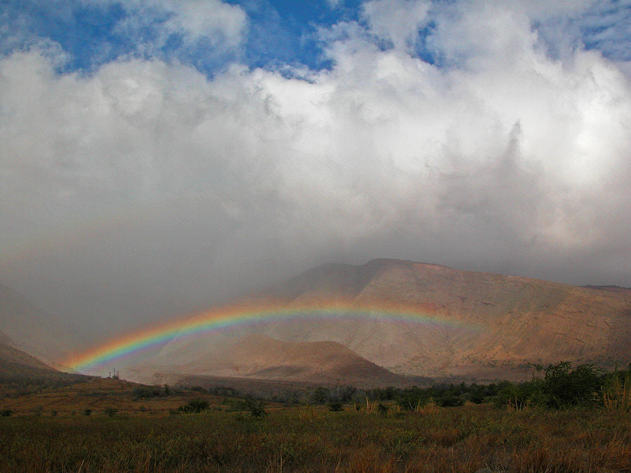 Rainbow Over West Maui Mountains Photograph by Lynn Bauer