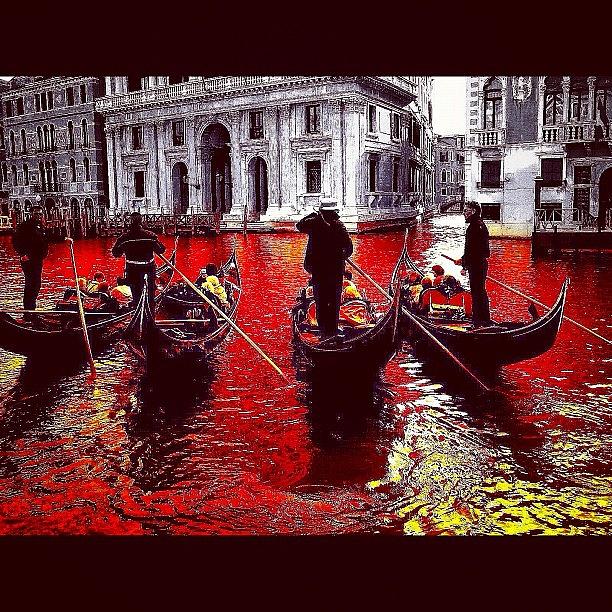 Red Carpet In Venice Photograph by Andres Ruiz