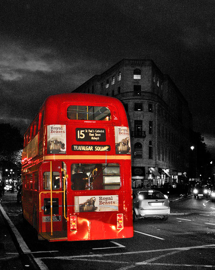 Red London Bus Photograph by Dawn OConnor
