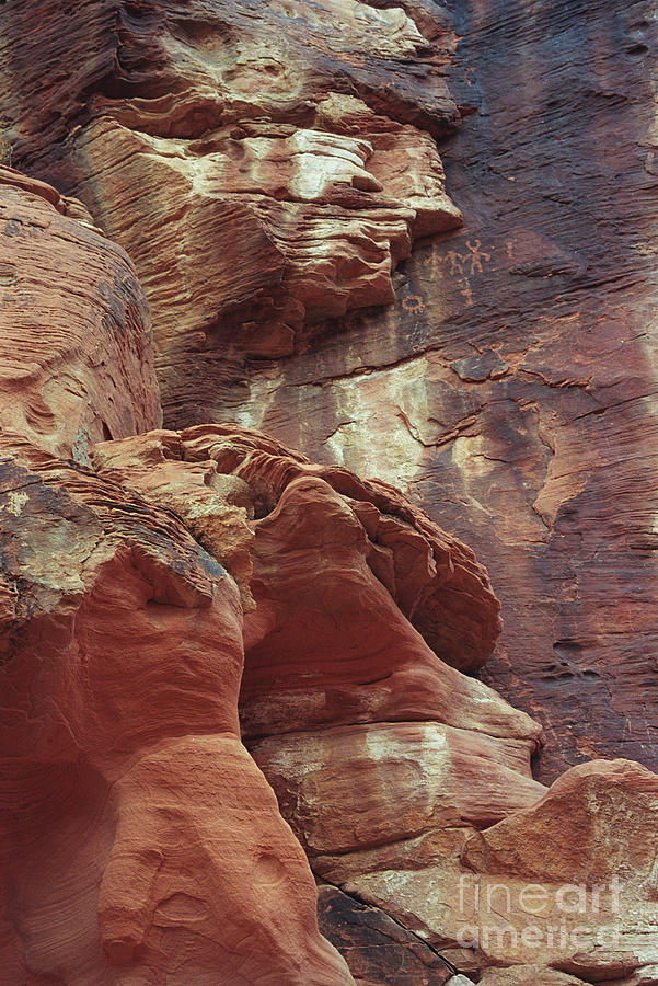 Southwest Photograph - Red Rock Canyon Petroglyphs by Jim And Emily Bush