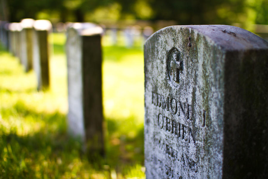 Gettysburg National Park Photograph - Remembering Those Who Served by Andres Leon